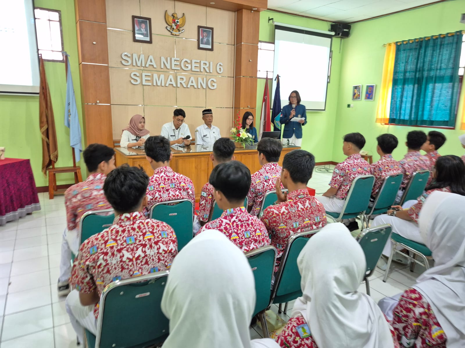 Diskominfo Semarang Sosialisasikan Portal Satu Data dan SAMAWA di SMA Negeri 6